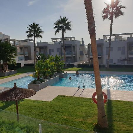 El Mirador Amelie Ground Floor Apartment In Torrevieja Punta Prima Wifi Pool And Close To Beach And Golf المظهر الخارجي الصورة