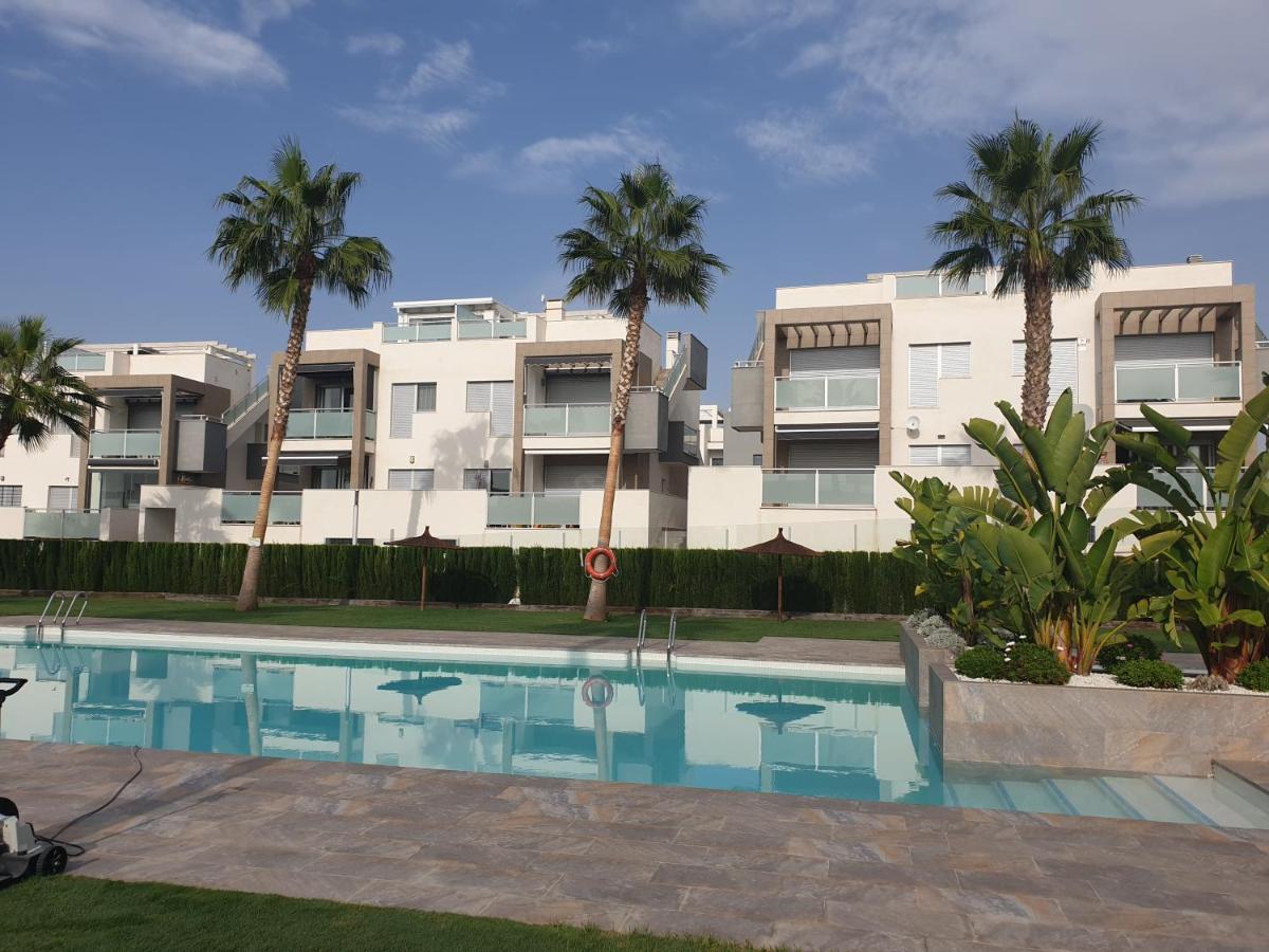 El Mirador Amelie Ground Floor Apartment In Torrevieja Punta Prima Wifi Pool And Close To Beach And Golf المظهر الخارجي الصورة