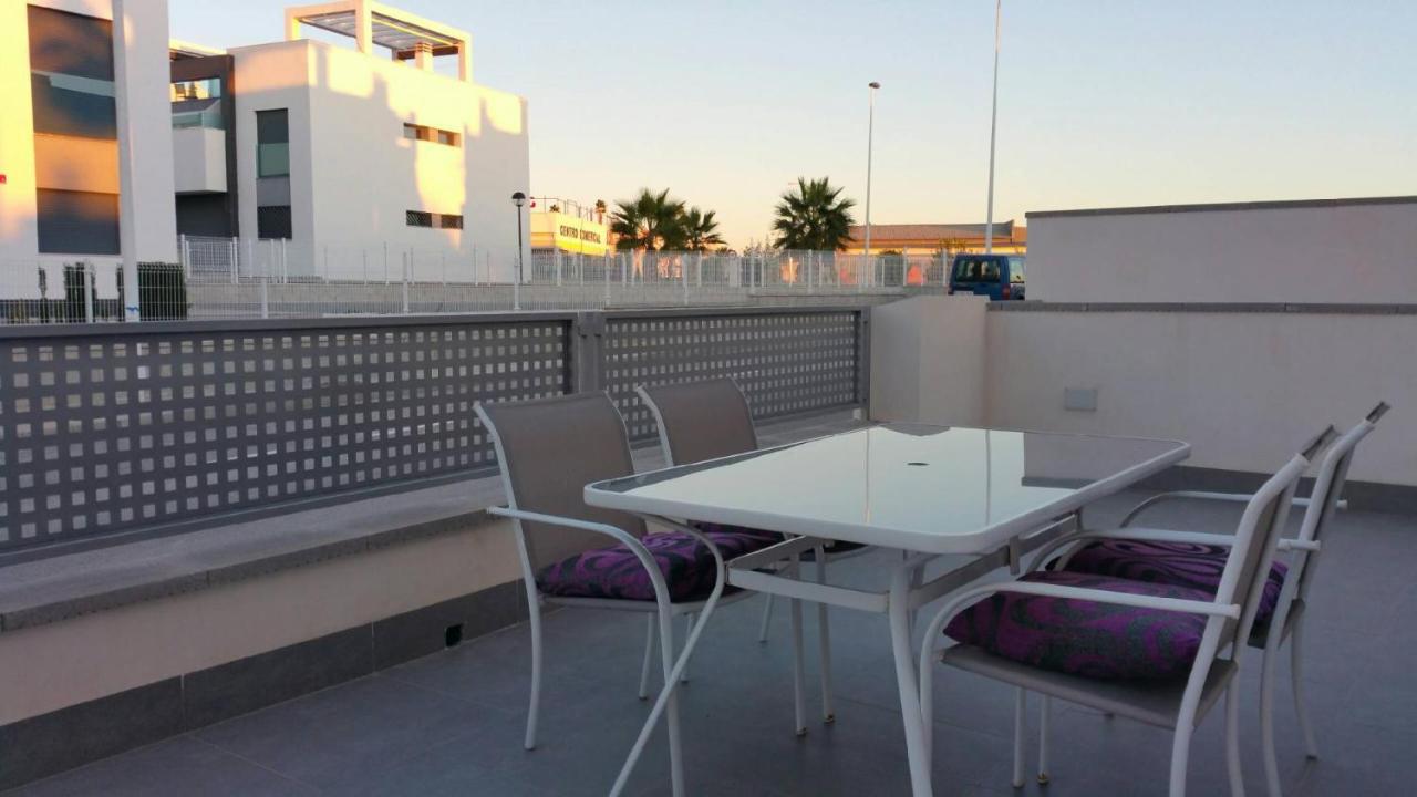 El Mirador Amelie Ground Floor Apartment In Torrevieja Punta Prima Wifi Pool And Close To Beach And Golf المظهر الخارجي الصورة