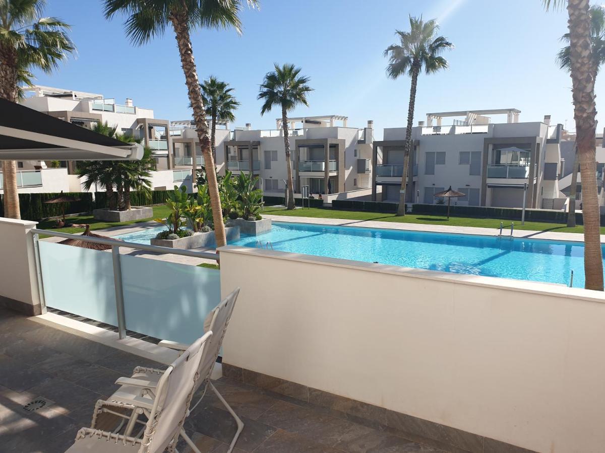 El Mirador Amelie Ground Floor Apartment In Torrevieja Punta Prima Wifi Pool And Close To Beach And Golf المظهر الخارجي الصورة