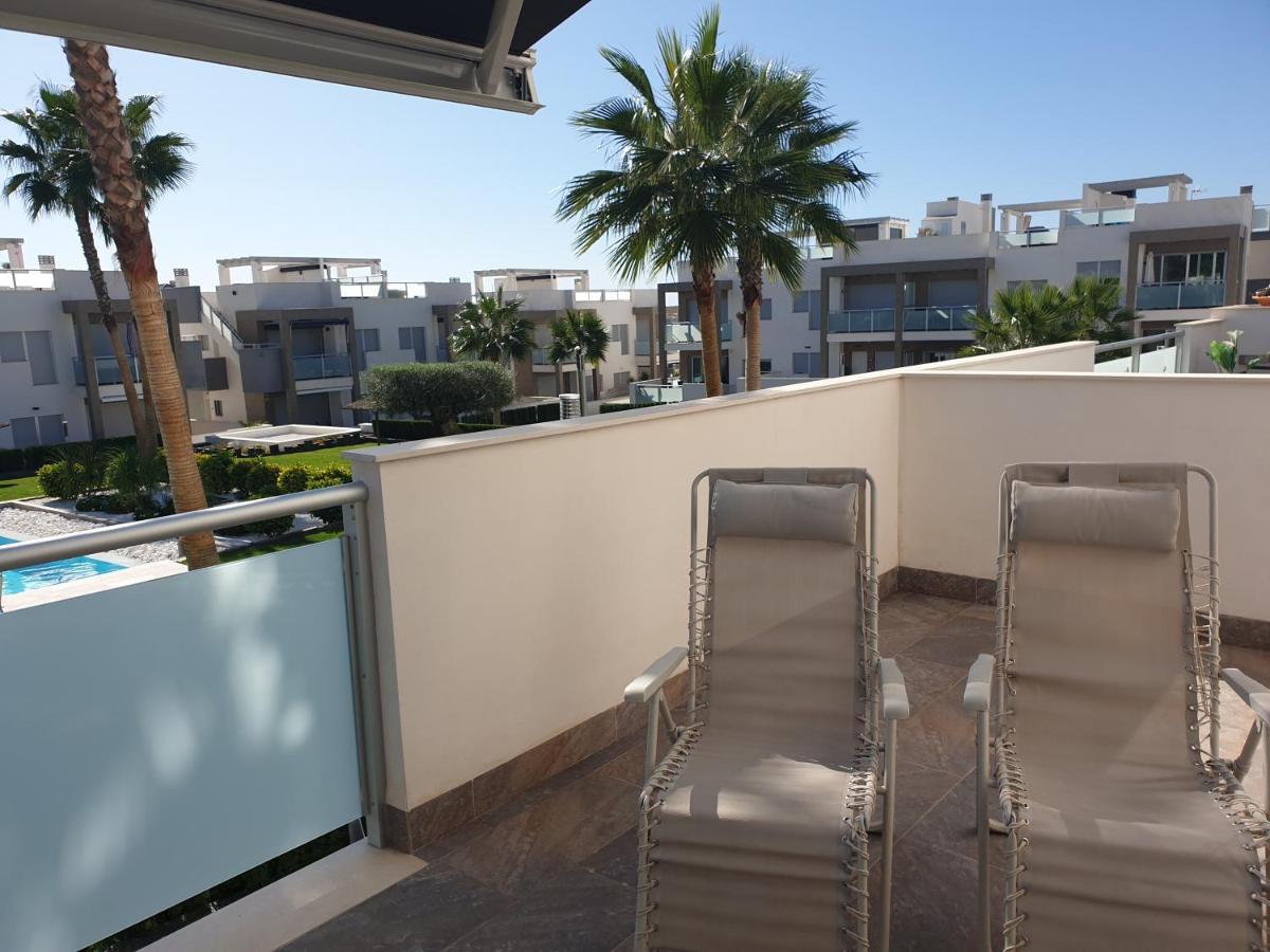 El Mirador Amelie Ground Floor Apartment In Torrevieja Punta Prima Wifi Pool And Close To Beach And Golf المظهر الخارجي الصورة